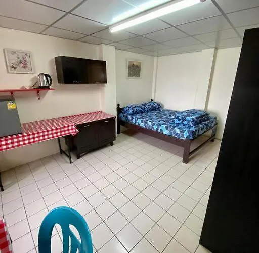 Ratanawong Place 560 Apartment